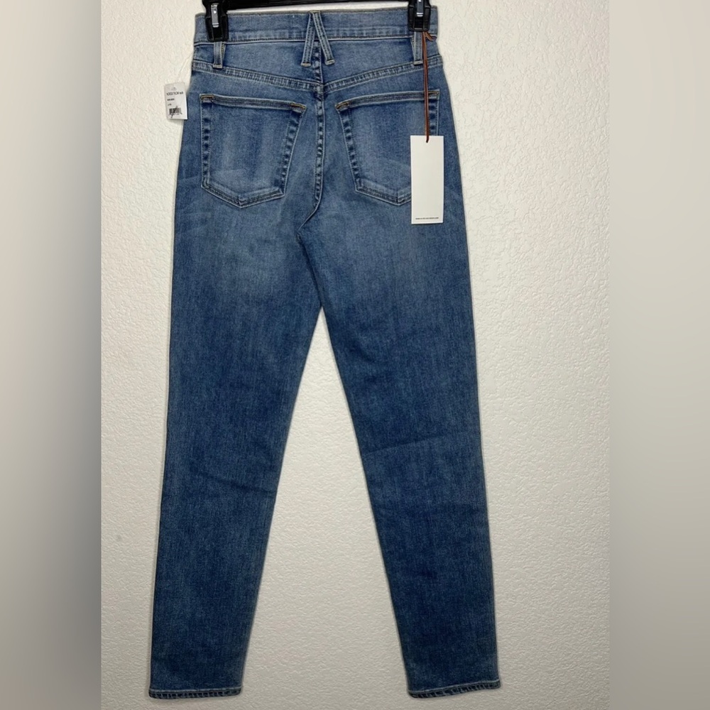 SLVRLAKE Denim Roxy Jeans in Love to Burn Wash High Rise Straight Size 30. - Picture 8 of 9
